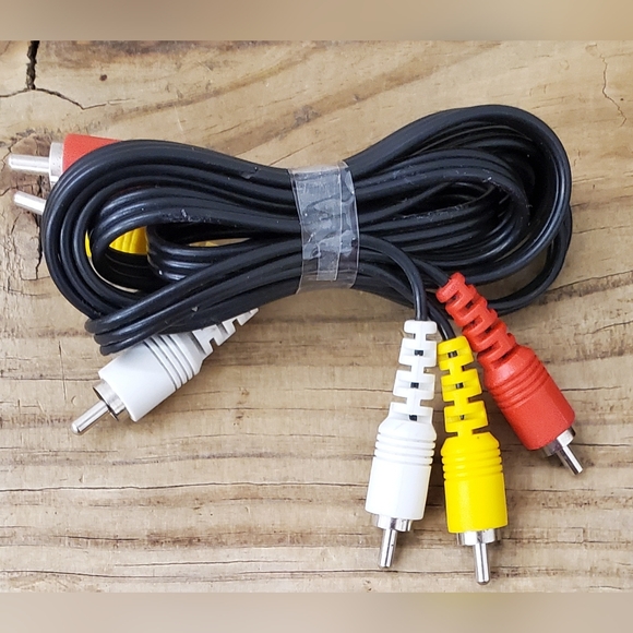 Sega Genesis Classic Atgames Concole, 1 Controller and Cables - Picture 4 of 9